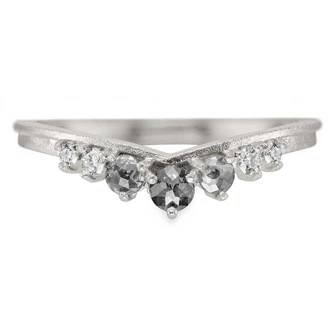 Point No Point Katie white and gray diamond contour ring