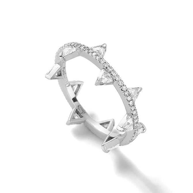 Eva Fehren Sovereign wedding band