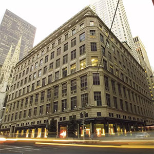 Saks Fifth Avenue New York Saks Fifth Avenue New York