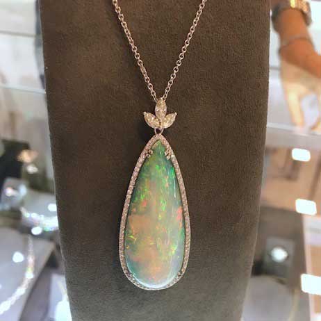 Effy opal pendant