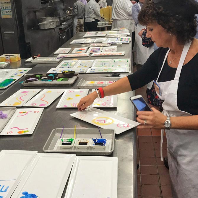 Ellen in the kitchen Citizen x Disney Ellen in the kitchen Citizen x Disney