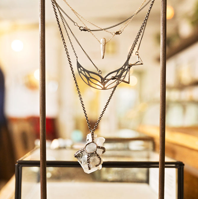 esqueleto jewelry