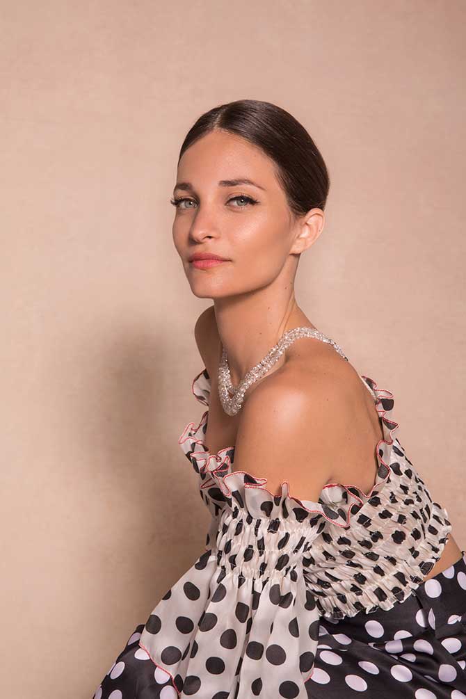 Maria Duenas Jacobs in Christies jewelry Maria Duenas Jacobs in Christies jewelry