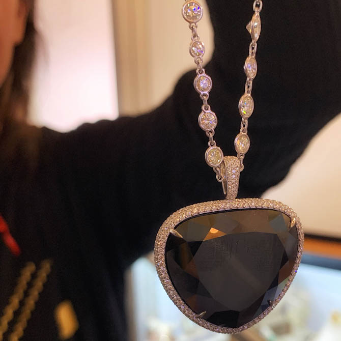 VTse black diamond heart pendant