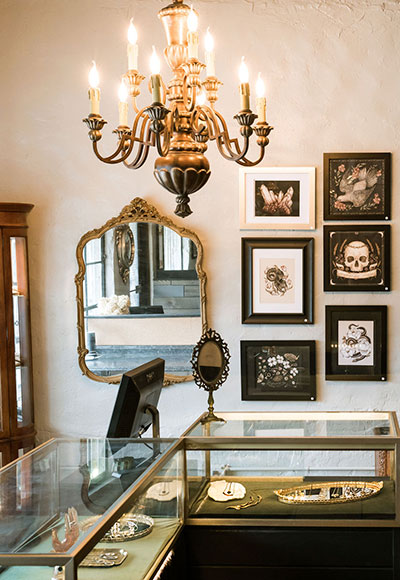 Stay Gold at Divination Tattoo