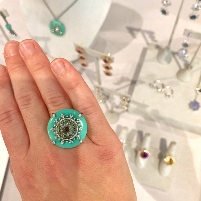 Nadine Aysoy Tsarina mint flake ring