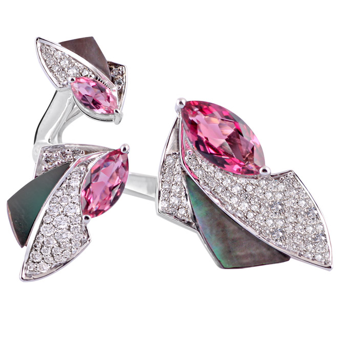 Ananya Mogra Helix ring