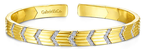 Diamonds Gabriel demure chevron bangle