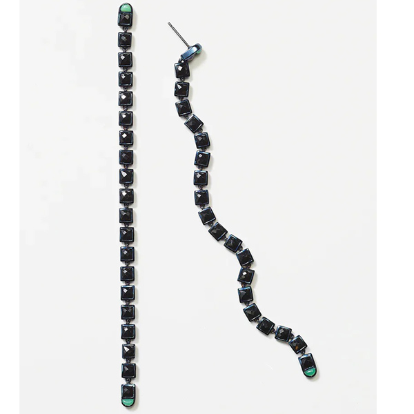 Nakard line earrings