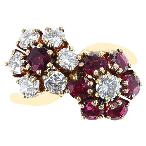Van Cleef ring
