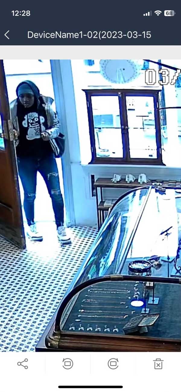 Manning robbery