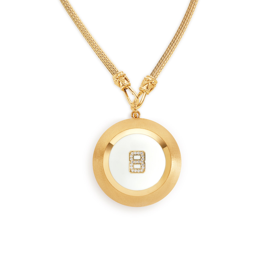 Marie Lichtenberg 8 ball front Marie Lichtenberg 8 ball front
