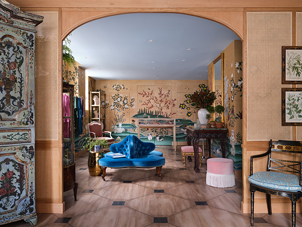 The Seven interior