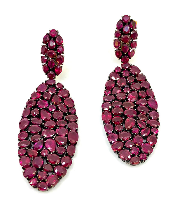 Taylor Swift ruby earrings Taylor Swift ruby earrings