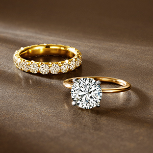 Desert diamonds bridal campaign solitaire ring and diamond band