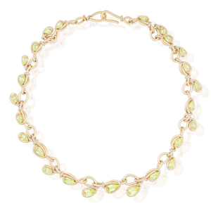 Jewelers' Choice Awards grand prize winner, Vanessa Fernández gold and chrysoberyl Curva necklace
