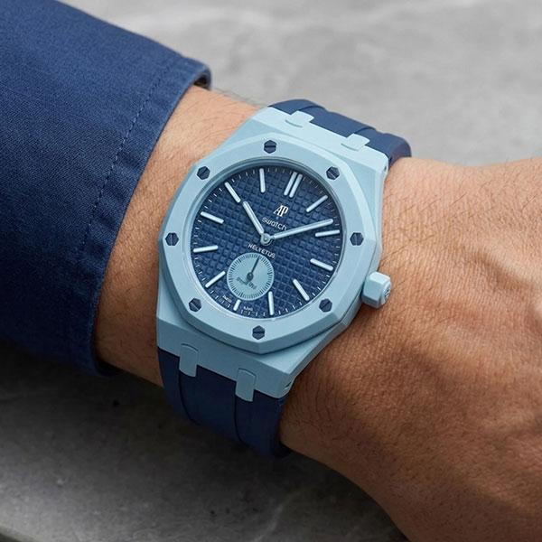 royal pop case helvetus